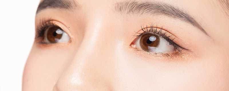 眼部精华和眼霜有什么不同 眼部精华和眼霜有什么不同 眼霜和华眼膜的区别 综合